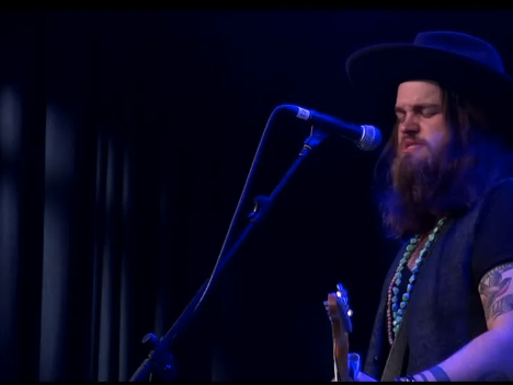 Voltage - Little Miss Blue Eyes | live in Muziekcafé